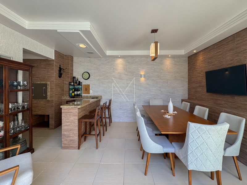 Sobrado imperdível no Virmond